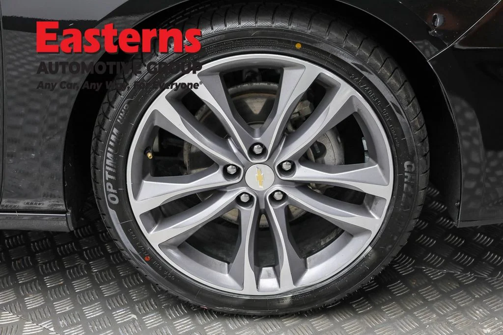 Used 2023 Black Chevrolet LT image 30