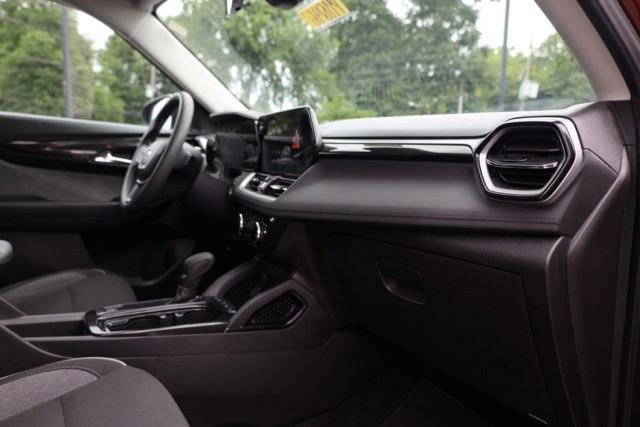 Used 2025 Red Chevrolet LT image 35
