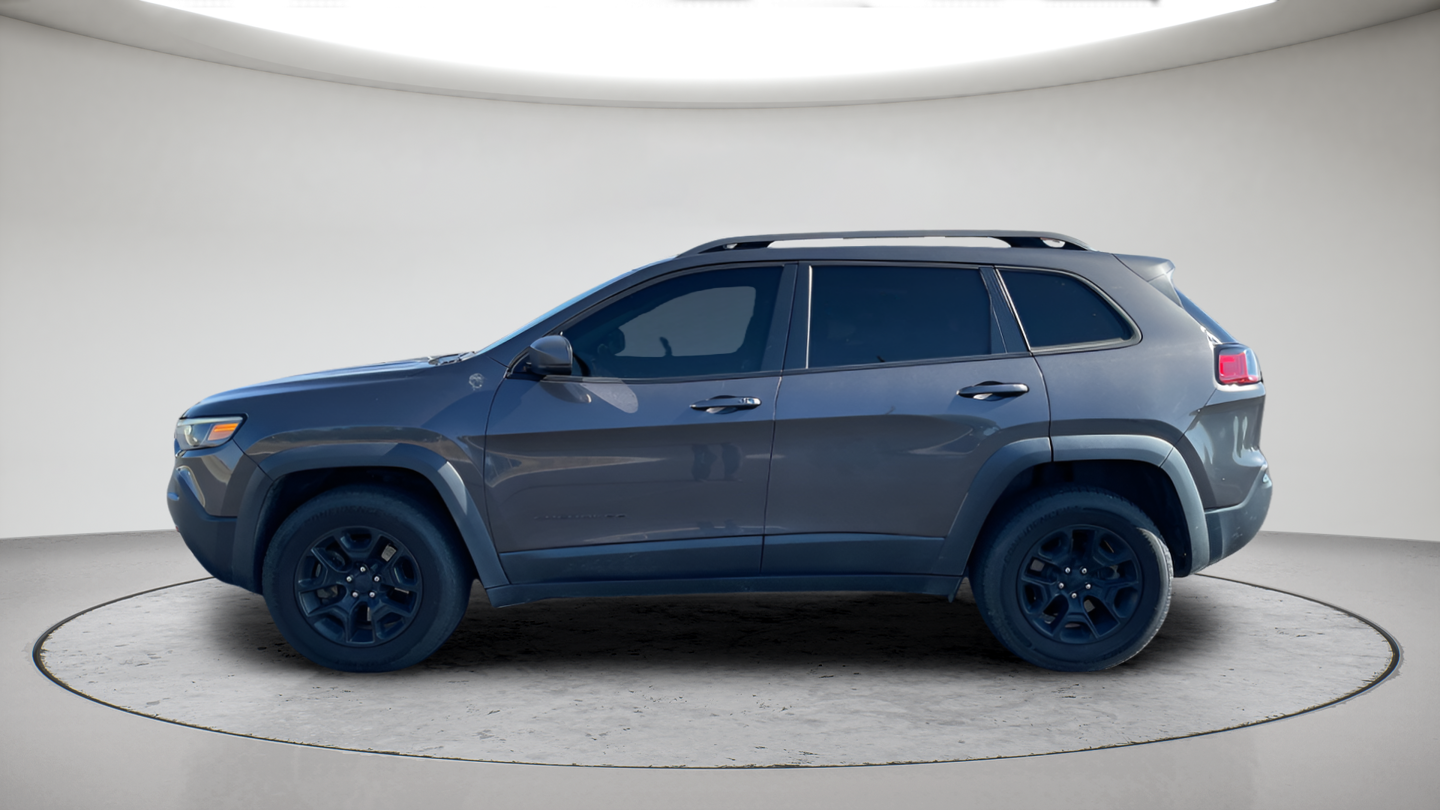 Used 2019 Gray Jeep Trailhawk image 8