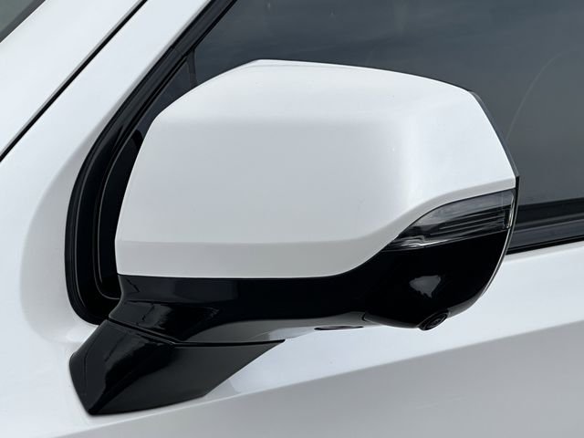 Used 2025 White Cadillac Sport image 11