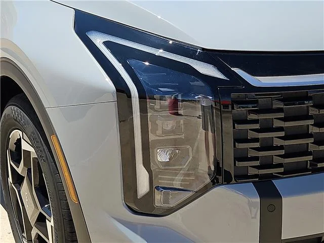 New 2026 Wolf Gray KIA EX Front-Wheel Drive image 6