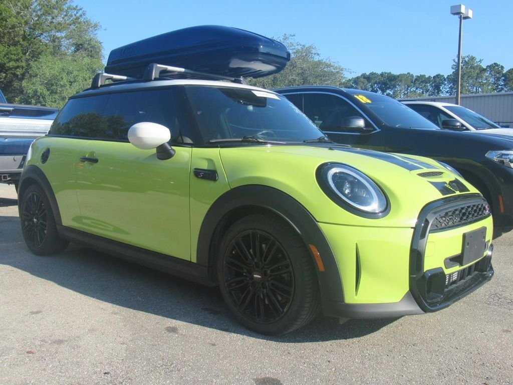 2023 MINI Cooper Cooper S 3 Door's photo