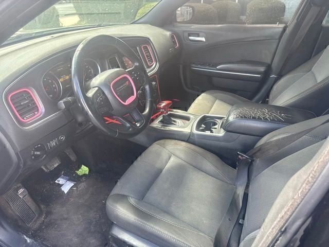 Used 2016 Silver Dodge SE image 13