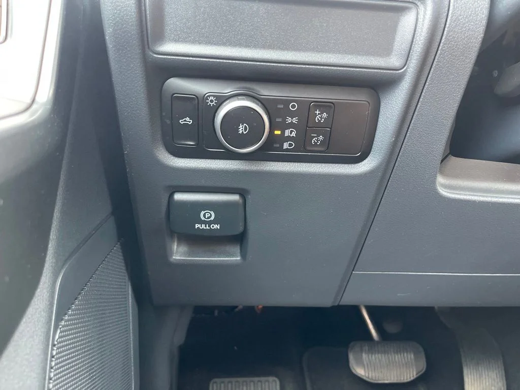 Used 2023 White Ford XL image 26