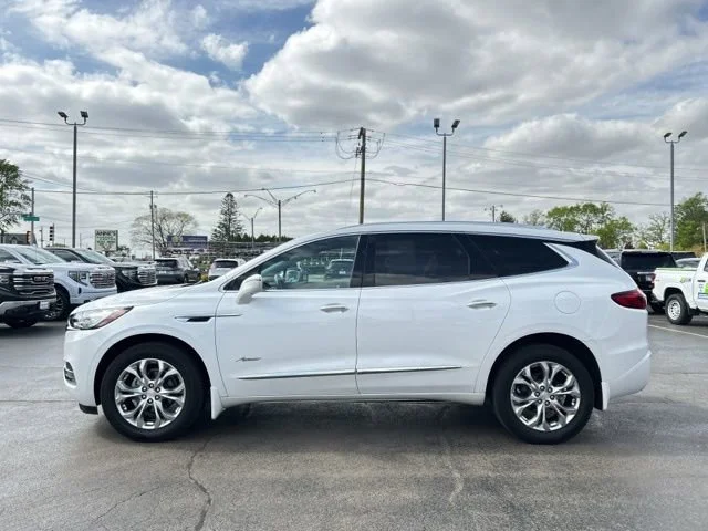 Used 2020 White Frost Tricoat Buick Avenir image 6