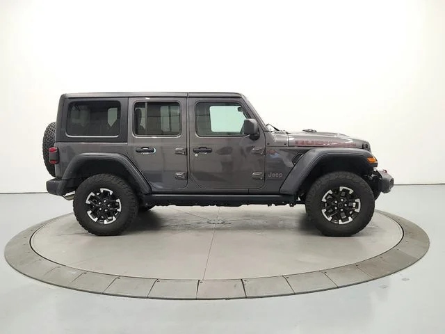 Used 2025 Gray Jeep Rubicon image 9