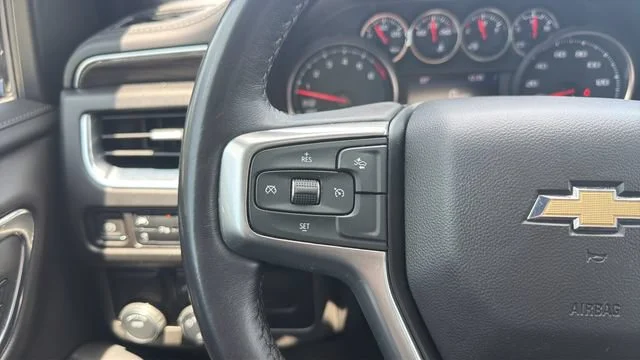 Used 2022 Black Chevrolet LS image 21