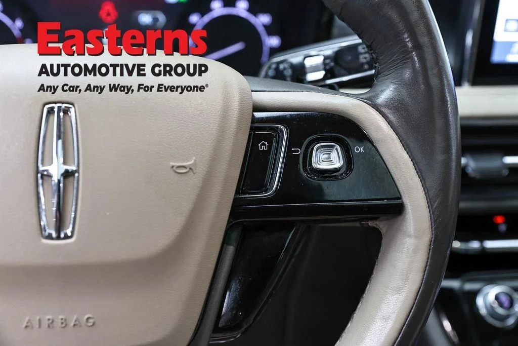 Used 2022 Black Lincoln Standard image 18