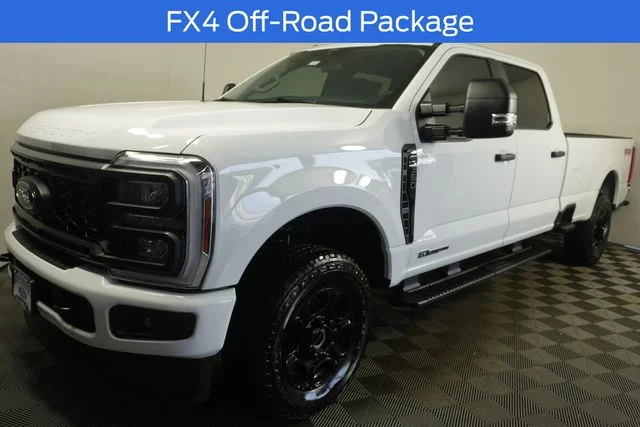 New 2026 Oxford White Ford F-350® XL image 4