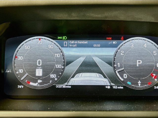 New 2026 White Land Rover X-Dynamic SE image 13