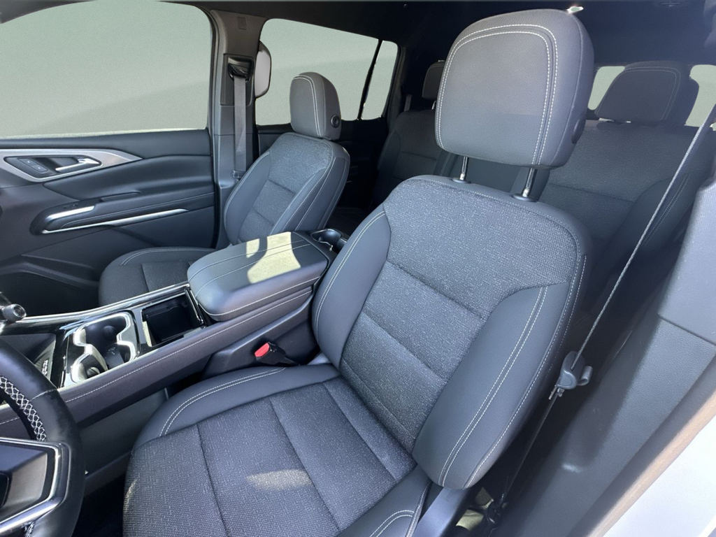 Used 2024 White Chevrolet LT image 22