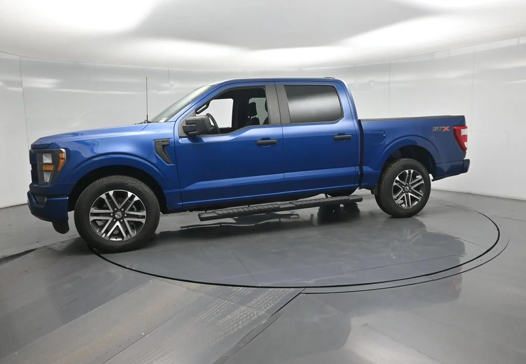 Certified Used 2023 Blue Ford XL image 10