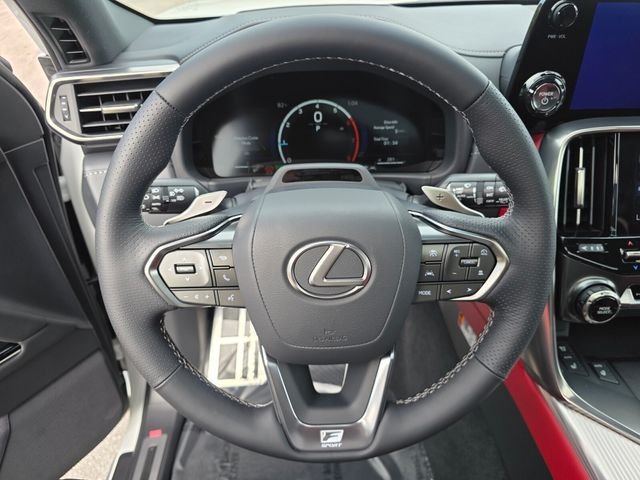 2025 Lexus LX 700h F-Sport - Photo 28