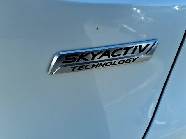 Used 2018 White Mazda Sport image 13