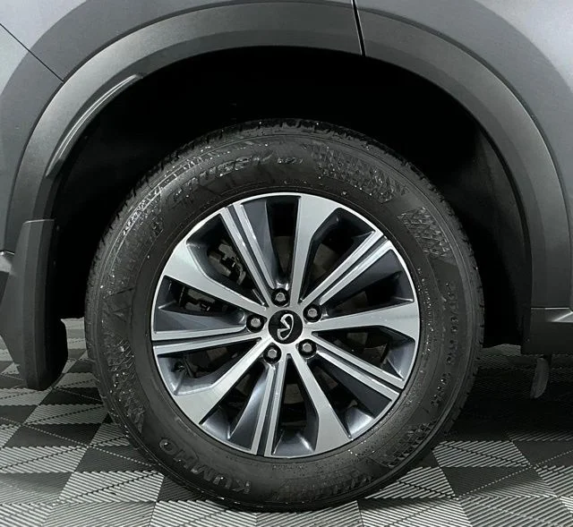 Certified Used 2025 Graphite Shadow INFINITI PURE image 8