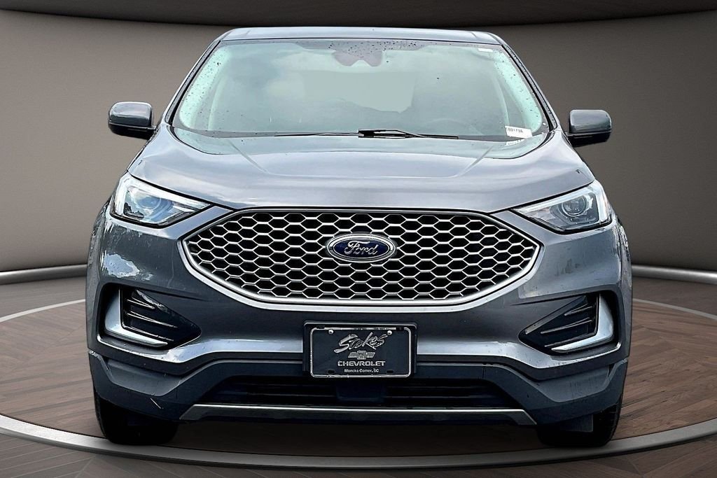 Used 2024 Gray Ford SEL image 2