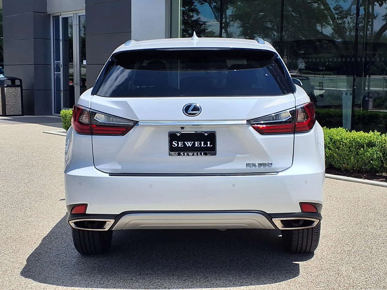 Used 2020 Eminent White Pearl Lexus  image 7