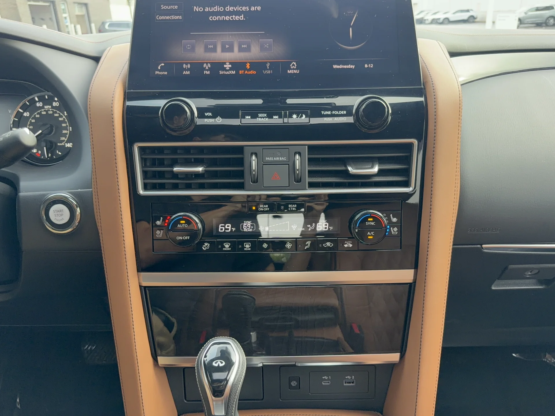 Used 2023 Moonstone White INFINITI Sensory image 18