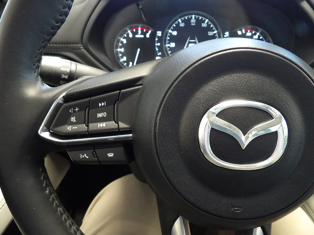 Certified Used 2024 Rhodium White Metallic Mazda 2.5 S Premium image 23