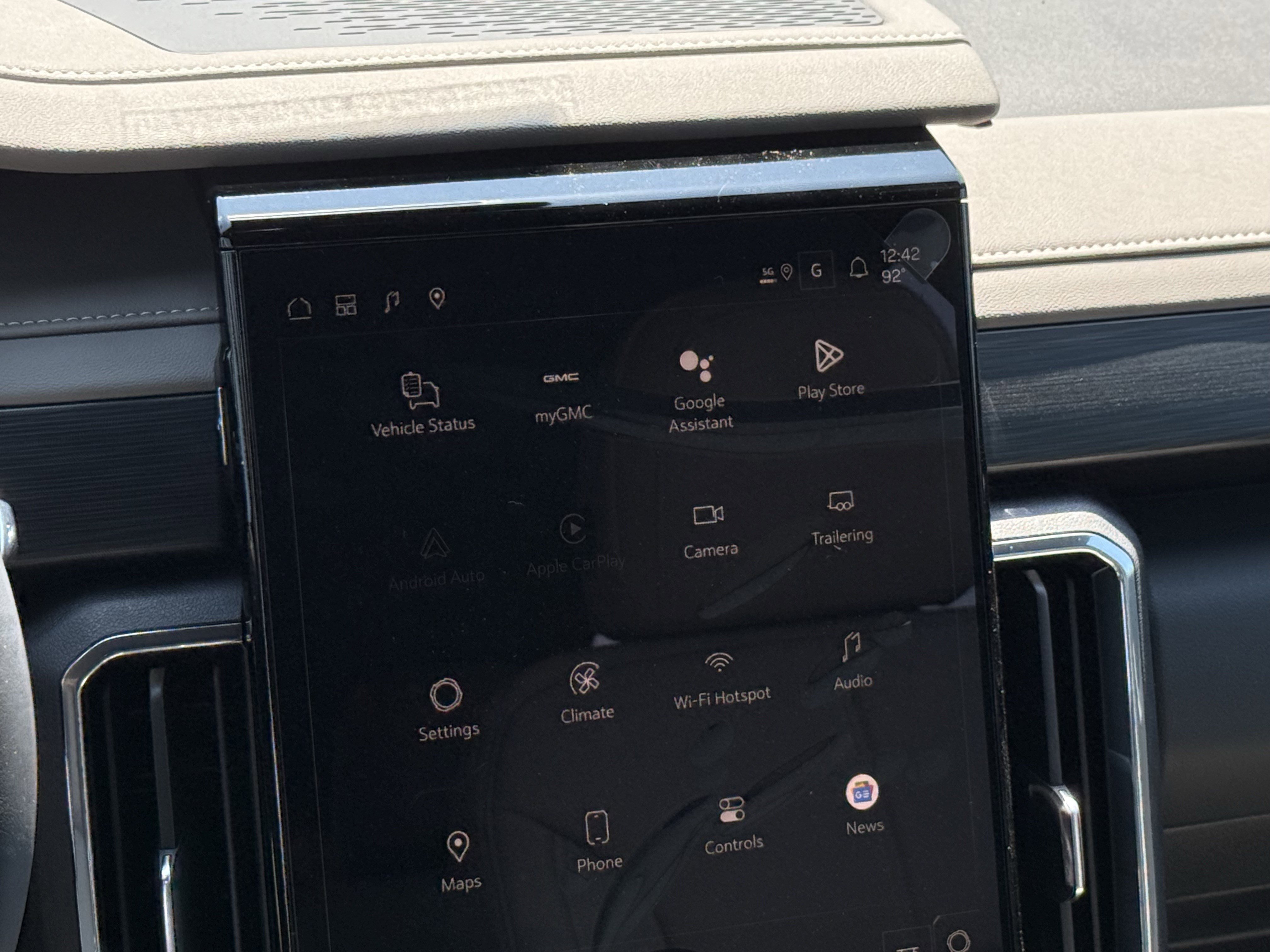 2026 GMC Acadia Elevation - Photo 12