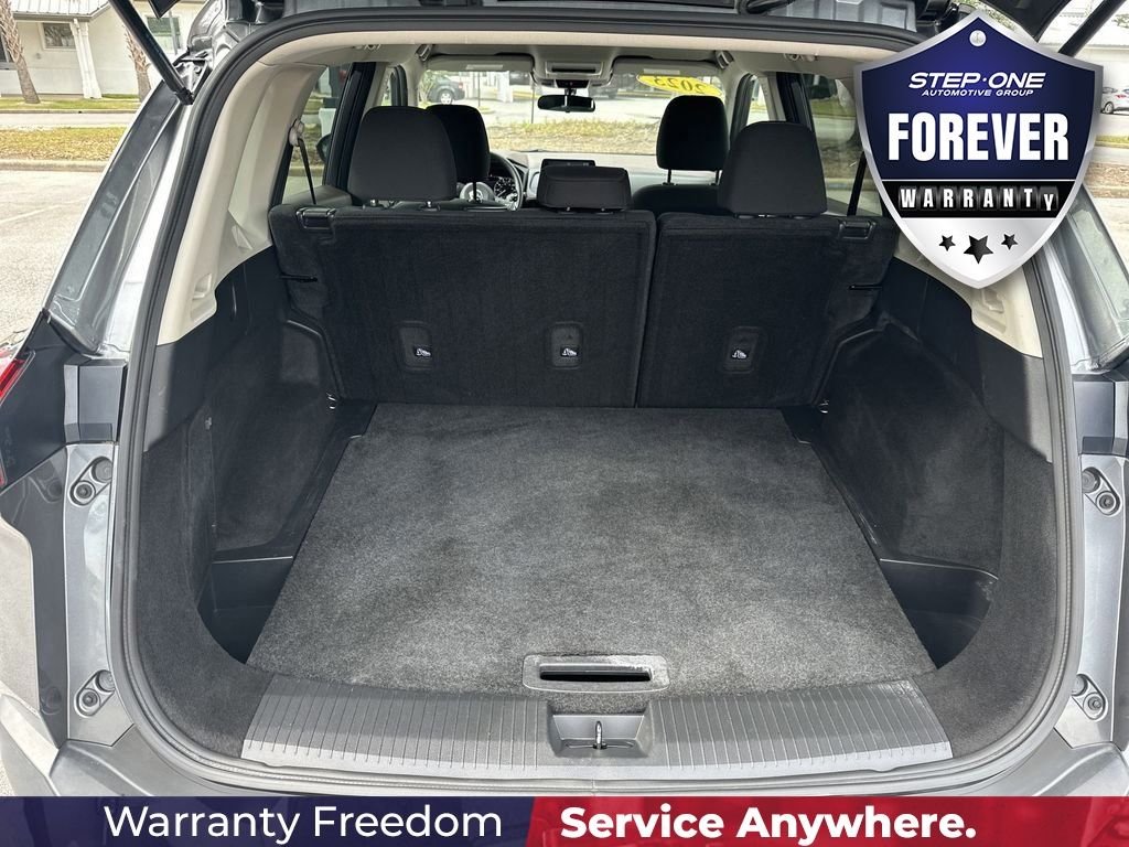 Used 2023 Gray Nissan S image 29