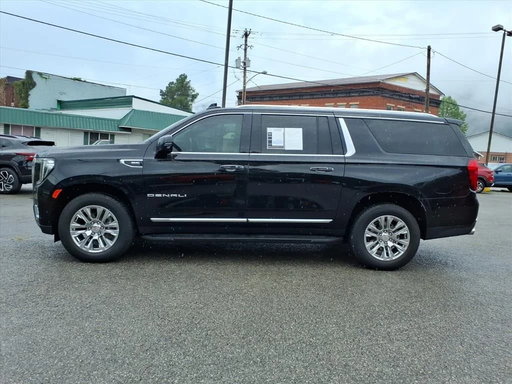 Used 2024 Black GMC Denali image 5