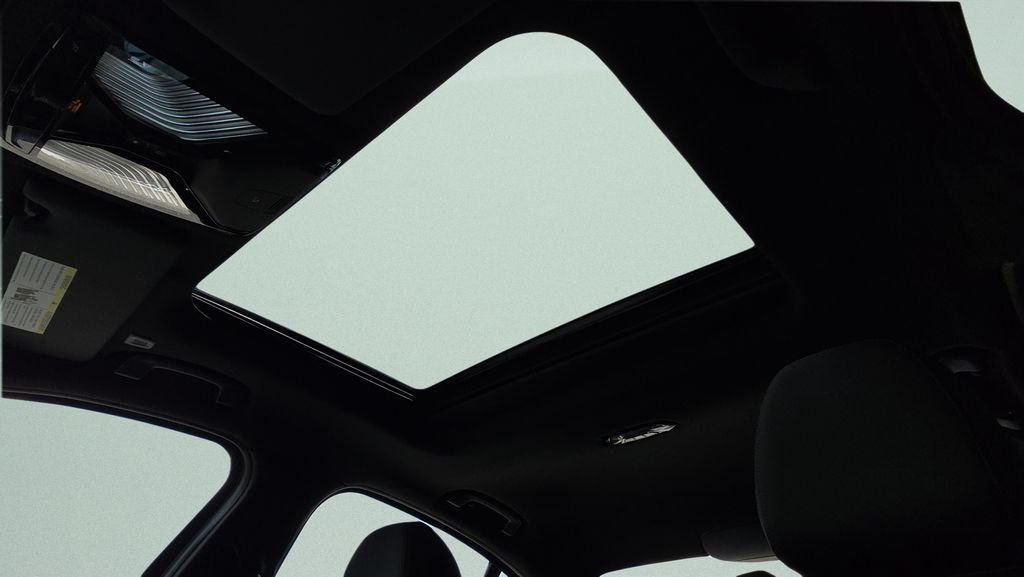2026 BMW 3 Series 330i - Photo 20