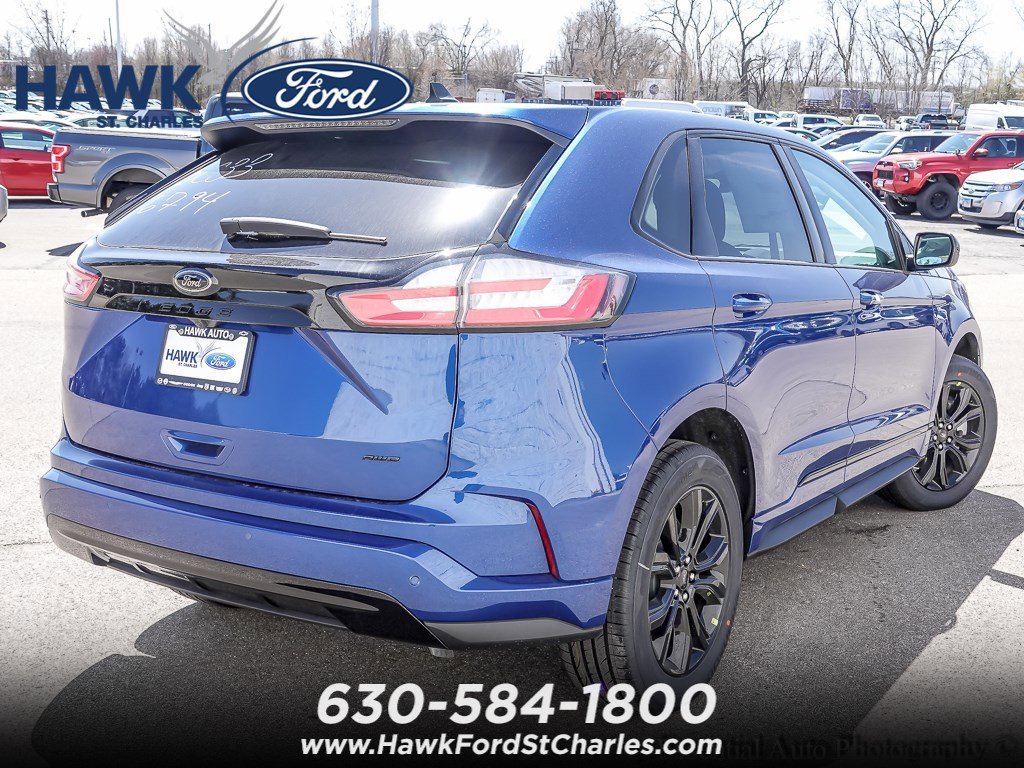 New 2024 Atlas Blue Metallic Ford SE image 7