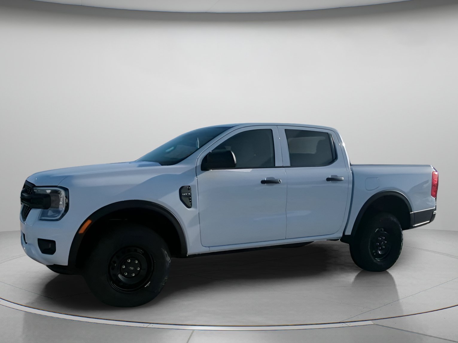 New 2026 Oxford White Ford XL image 11