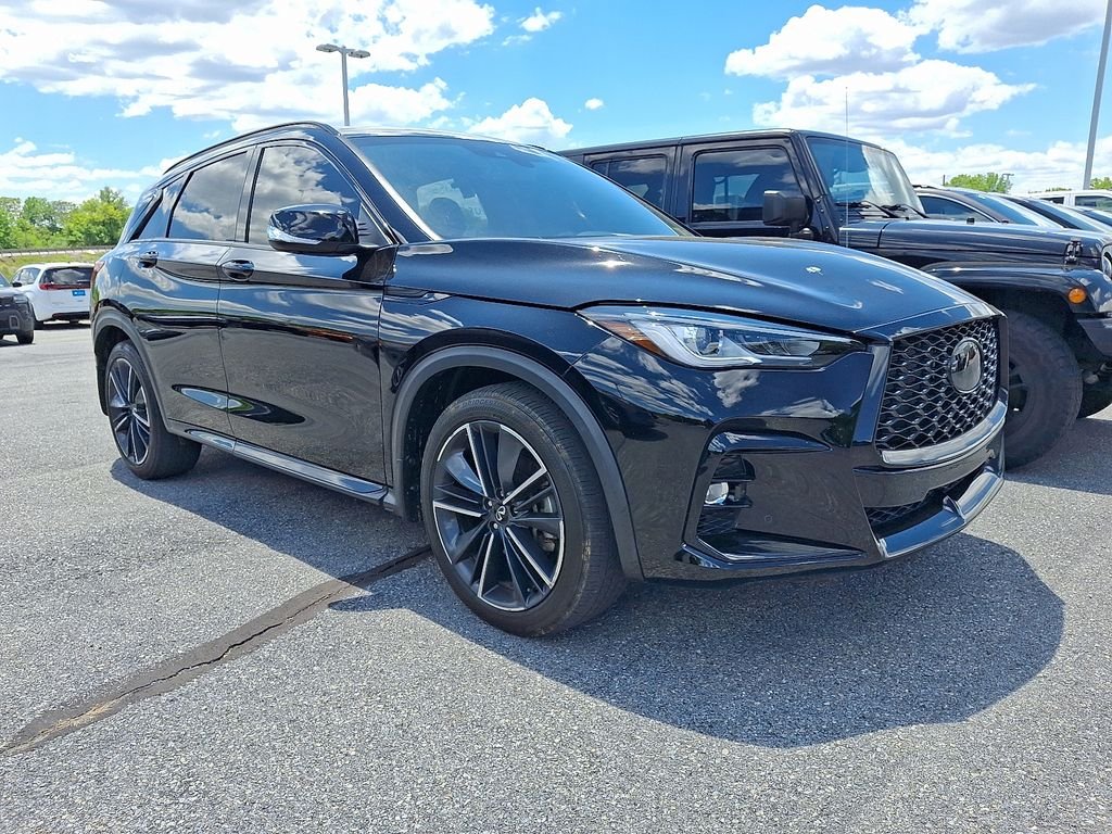 Used 2024 Black INFINITI SPORT image 1