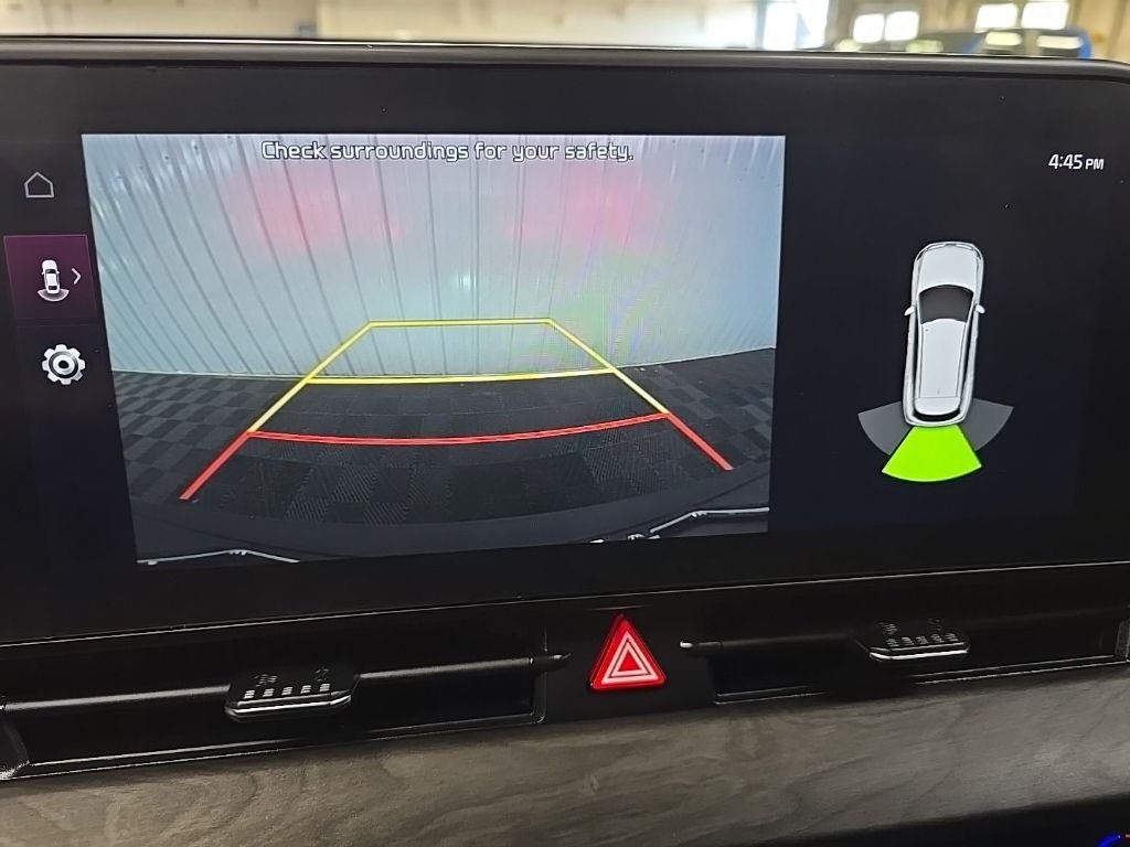 Used 2023 Green Kia X-Line image 19