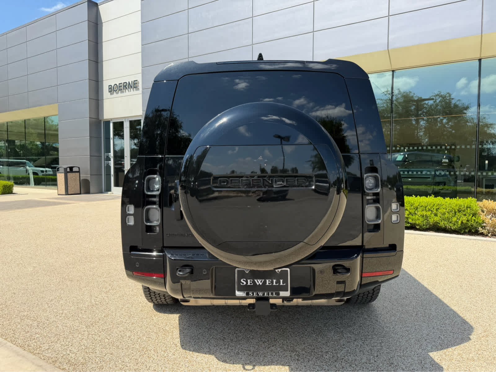Certified Used 2025 Santorini Black Metallic Land Rover X image 8