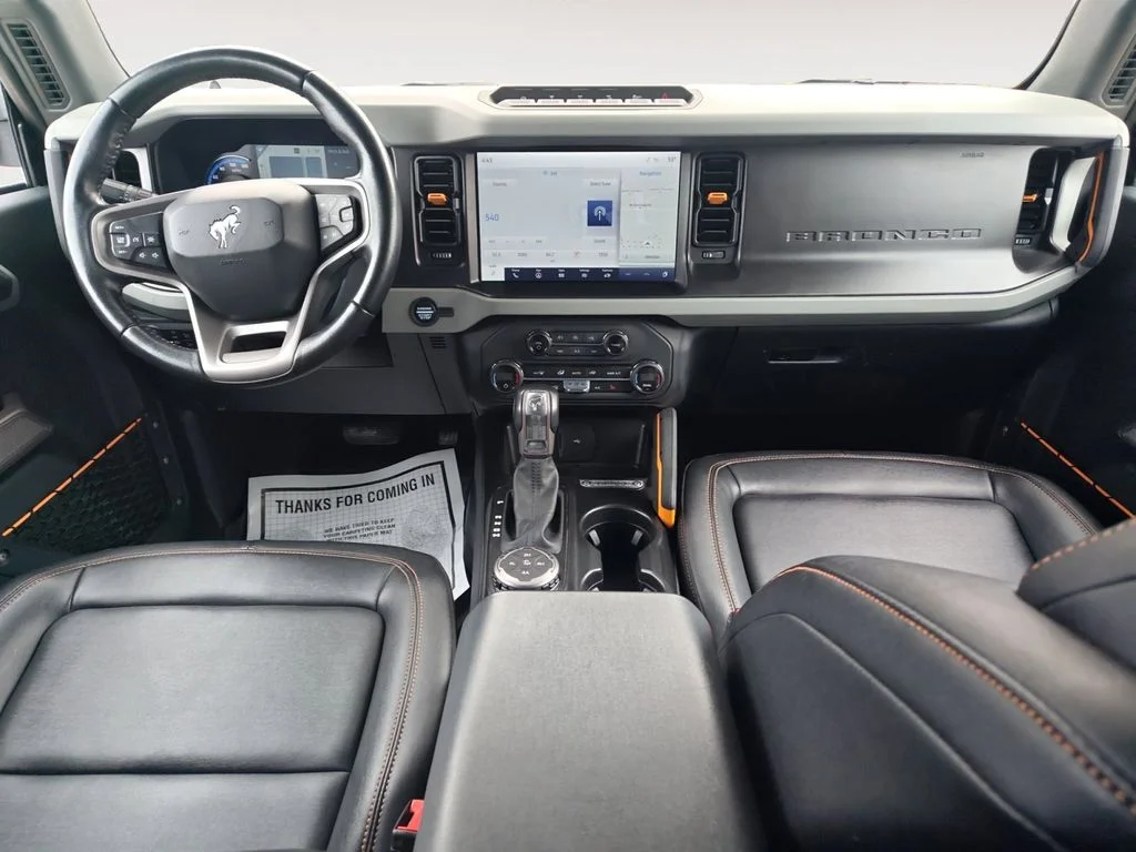 Used 2023 White Ford Badlands image 10