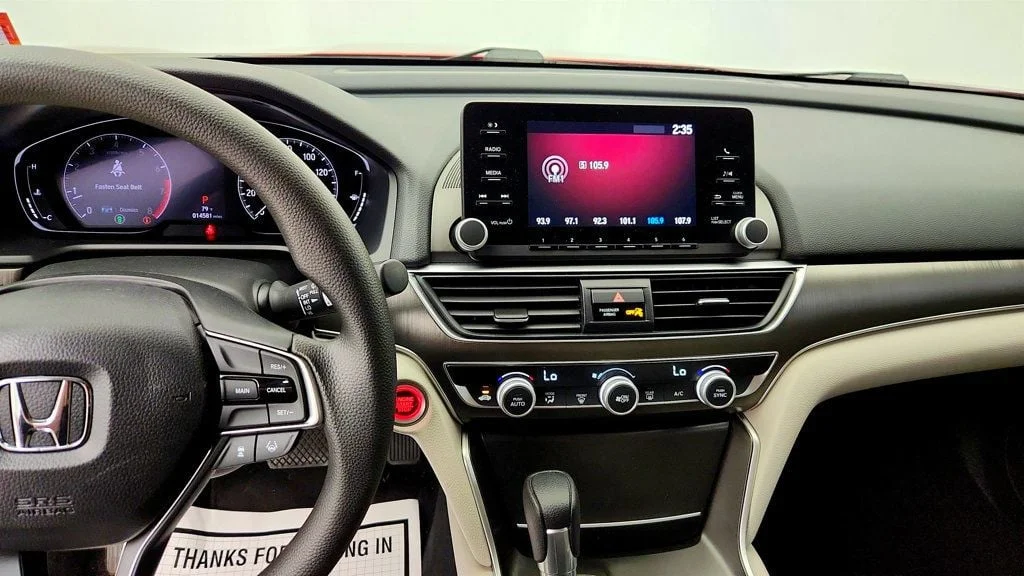 Used 2020 Radiant Red Metallic Honda LX 1.5T CVT image 17
