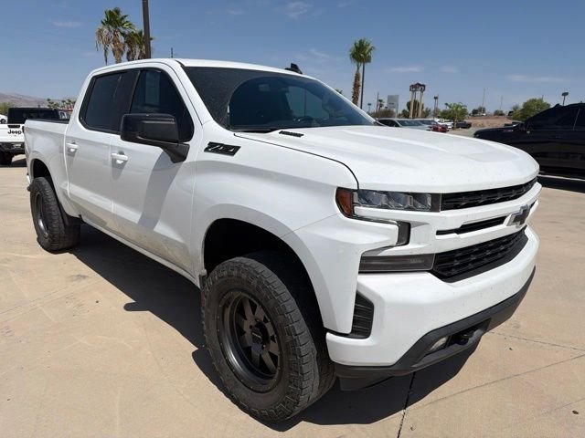 Used 2021 White Chevrolet RST image 2