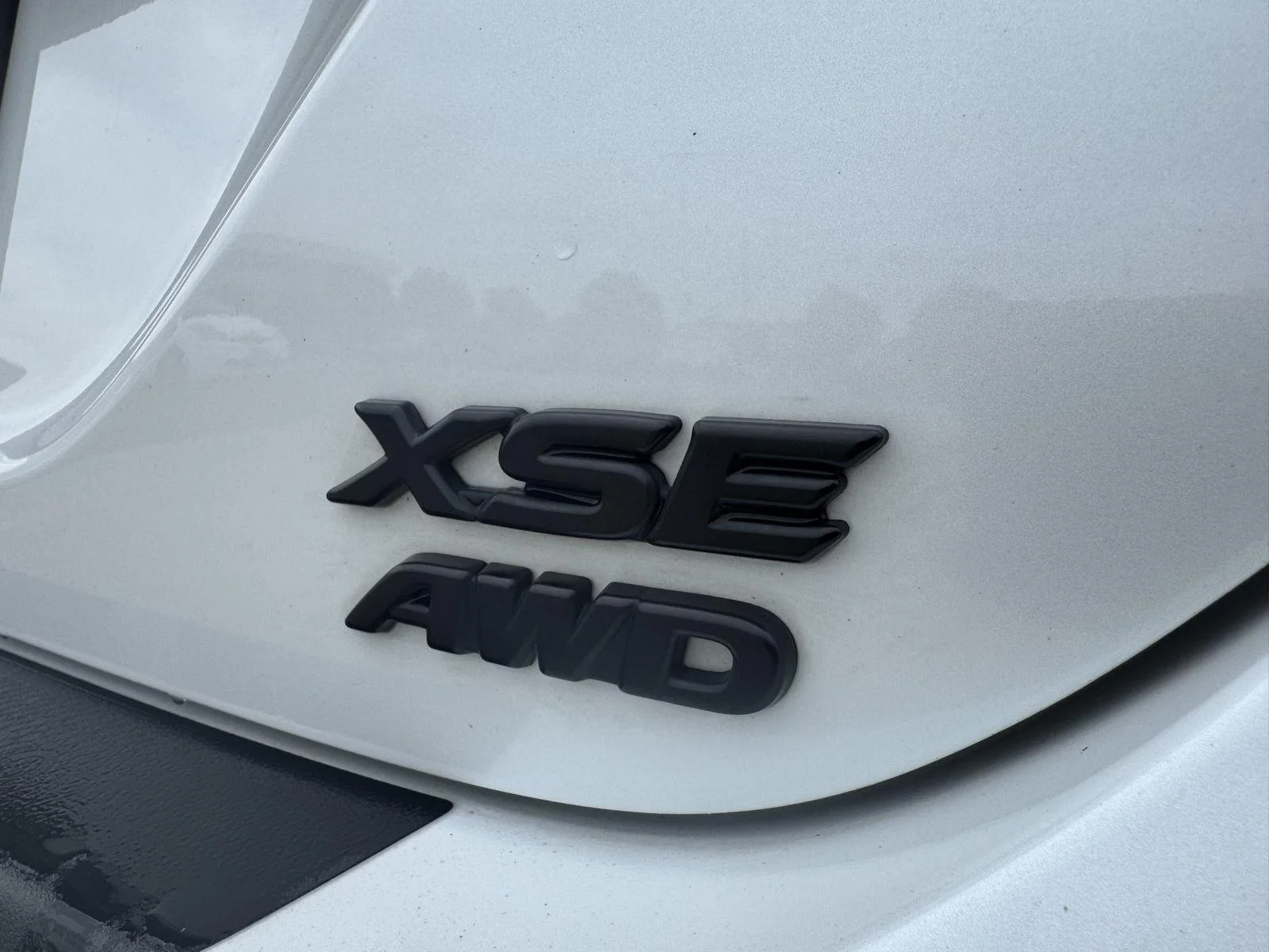 Used 2023 Wind Chill Pearl Toyota XSE image 19