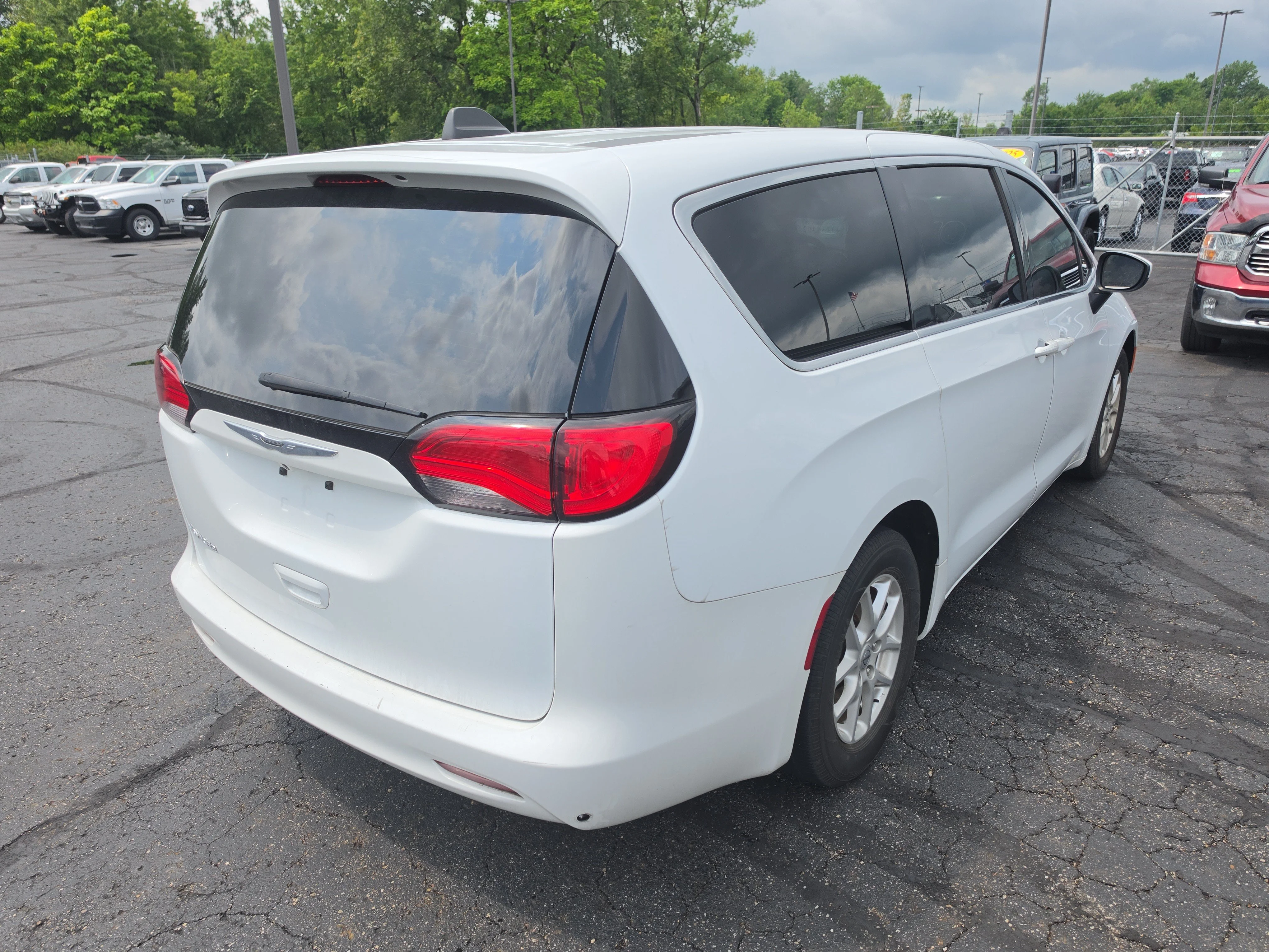 Used 2021 Bright White Clearcoat Chrysler LX image 3