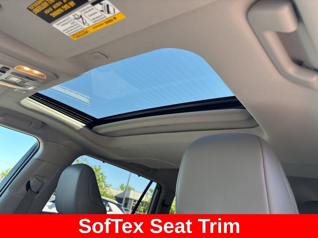 Used 2023 Silver Toyota XLE image 22