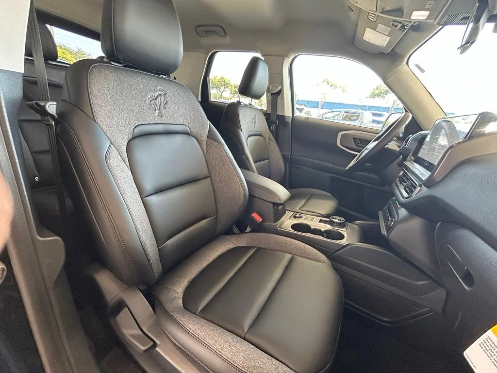 New 2025 Shadow Black Ford Big Bend image 25