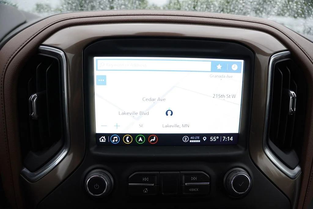 Used 2022 Northsky Blue Metallic Chevrolet High Country image 6