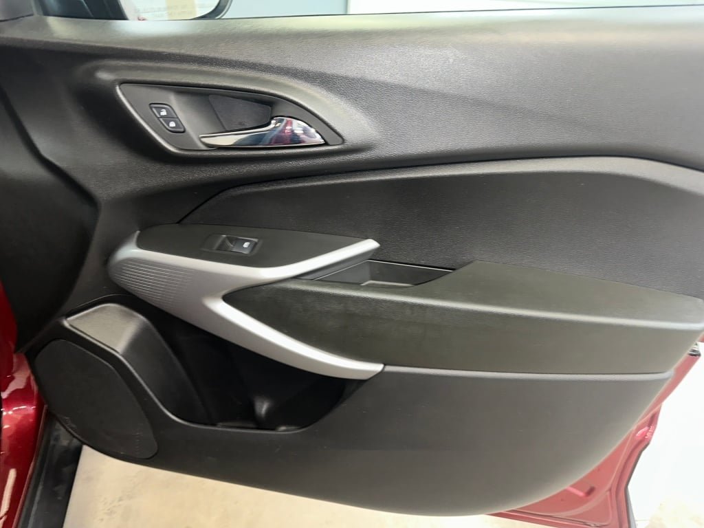 2024 Chevrolet Trax LS - Photo 26