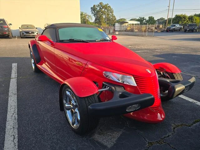 Used 2000 Red Plymouth Base image 11