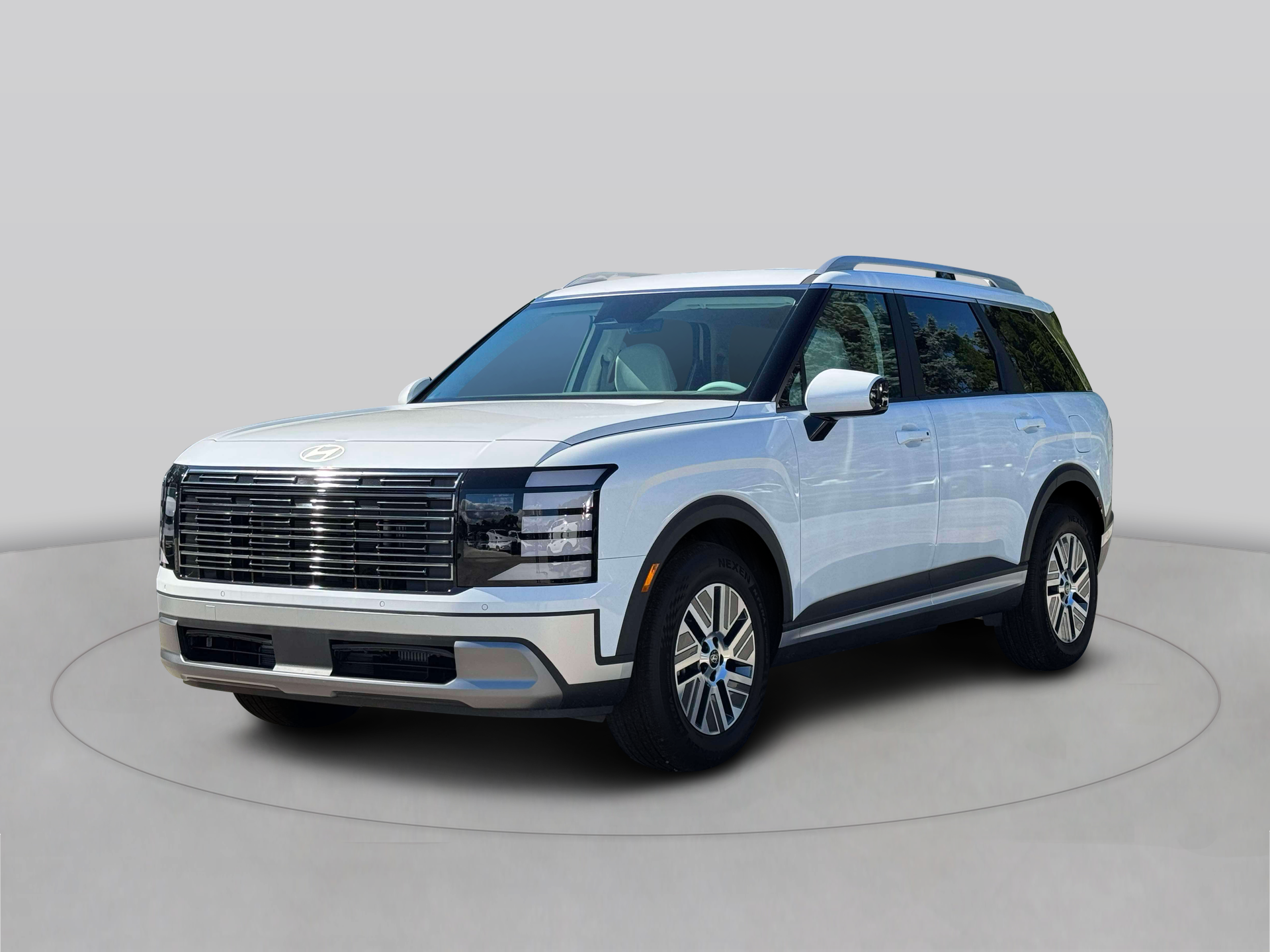 New 2027 White Hyundai SEL 7P image 1