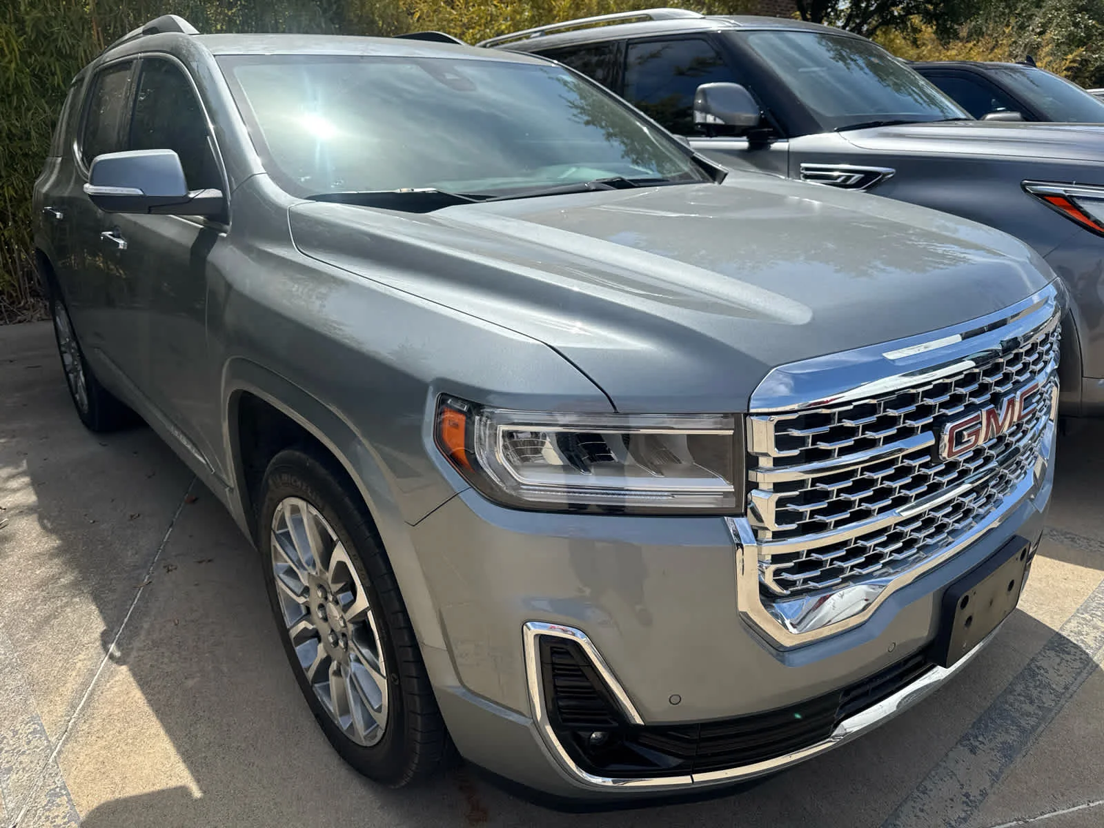 Used 2023 Sterling Metallic GMC Denali image 2