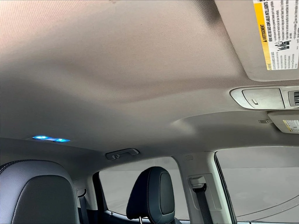 Used 2018 Blue Chevrolet Z71 image 29