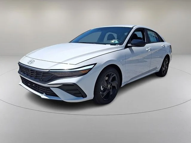New 2026 White Hyundai SEL Sport image 3