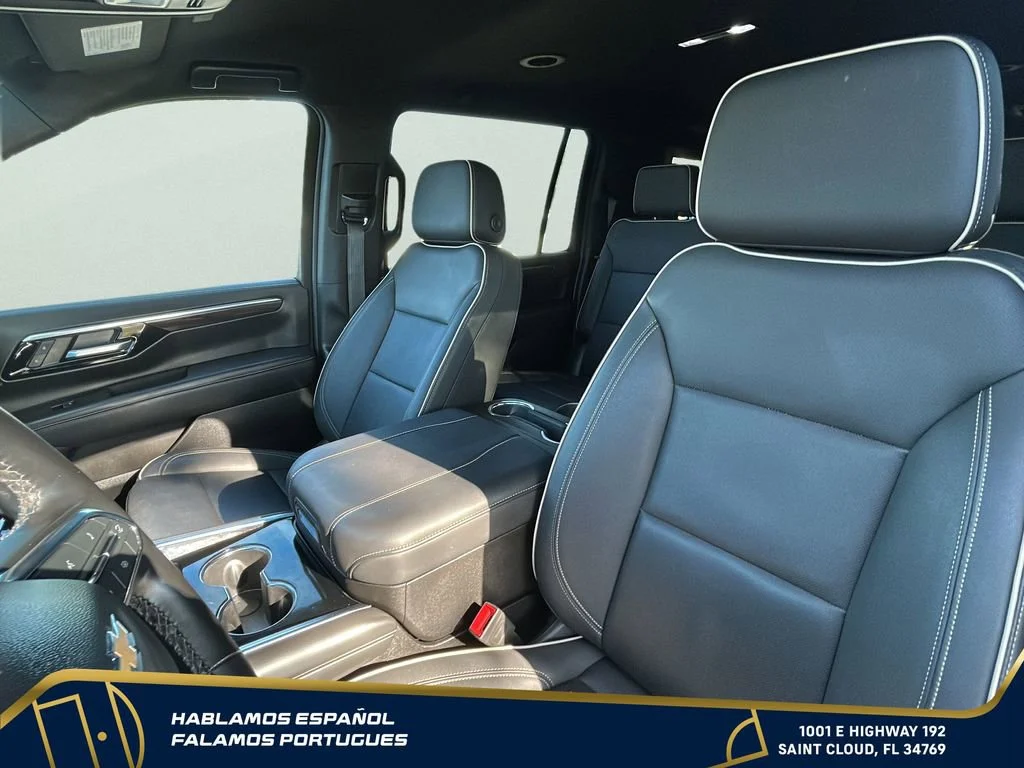 Used 2025 Dark Ash Metallic Chevrolet Premier image 24