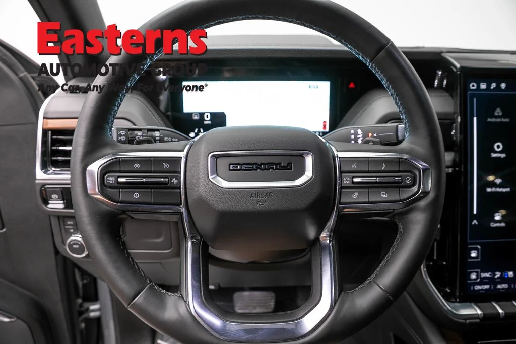 Used 2025 Silver GMC Denali image 10