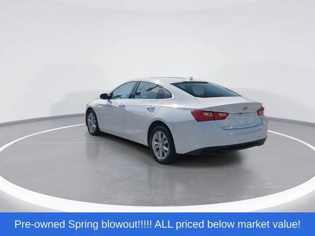 Used 2025 White Chevrolet LT image 6