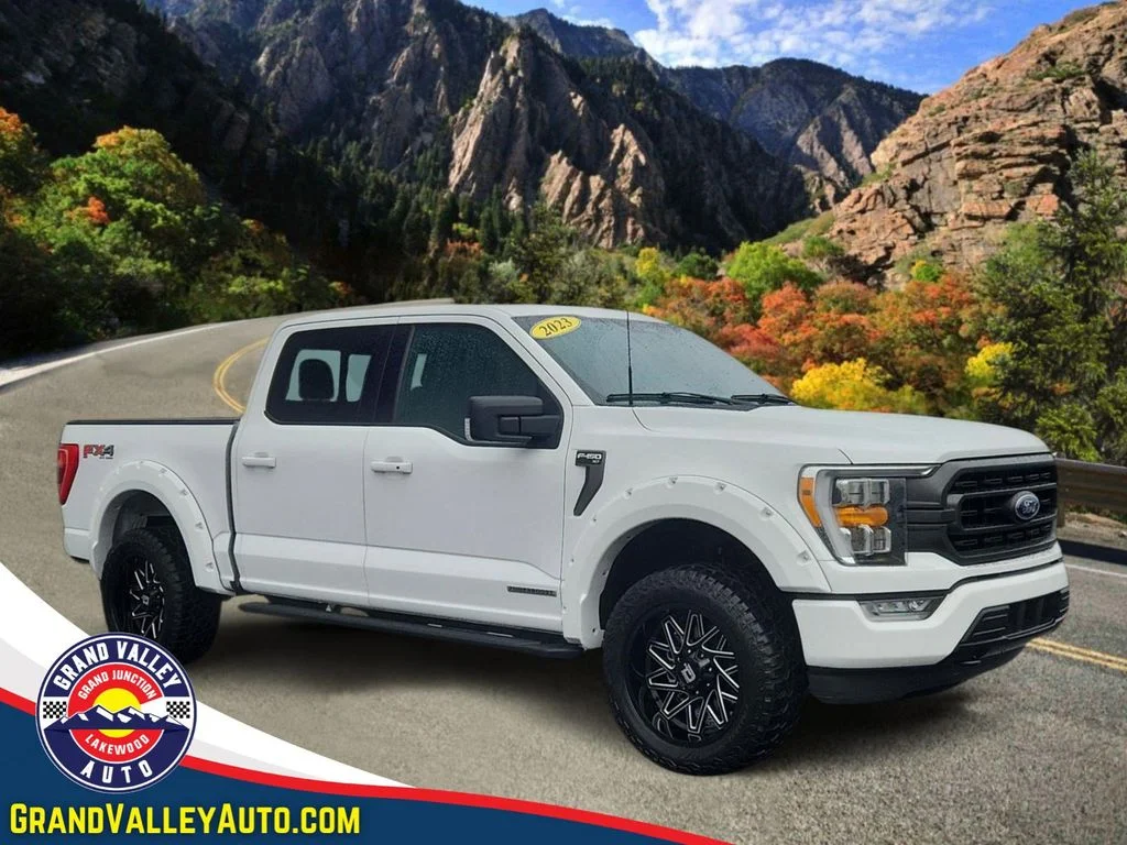 Used 2023 White Ford XLT image 1